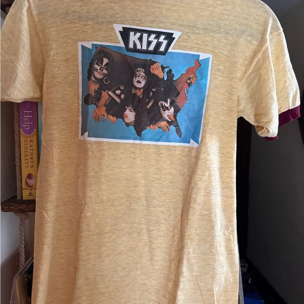 Vintage KISS T shirt - Picture 2 of 4